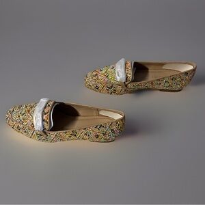 Tahari Multicolor Loafers with Gold Accents Size 7.5